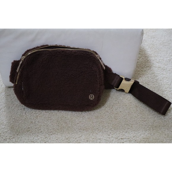 Lululemon Handbags - Fleece Sherpa Athleisure Lululemon Everywhere Belt Bag OS Brown Gold Hardware